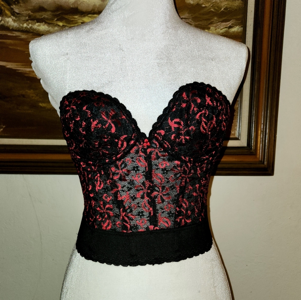 Vintage 1970s union made Black and Red Lace Bustier Strapless Top